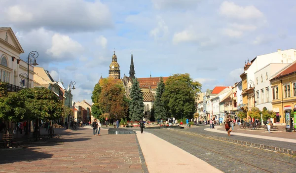 Kosice - 20 de abril de 2017. Catedral de Santa Isabel em Kosice — Fotografia de Stock