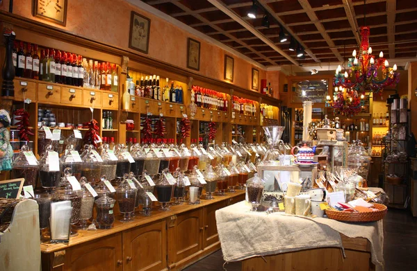 Nice - 27 жовтня 2016. Spice магазин в Ніцці, Франція — стокове фото
