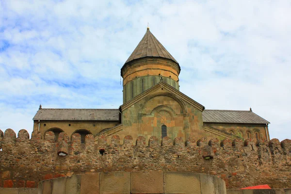 Преображенская церковь в монастыре Самтавро в Мцхета — стоковое фото