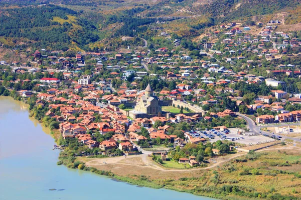 Vista de Mtskheta da colina — Fotografia de Stock