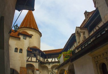 Sigarasız, iç avlu Romanya Drakula'nın kale (kale kepek)