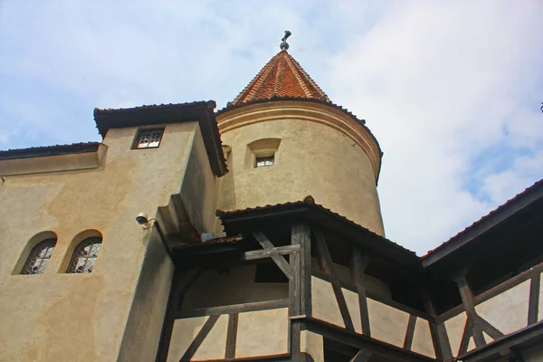 在罗马尼亚的吸血鬼的城堡 （城堡米糠） 内院 — 图库照片