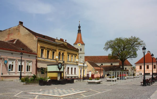 Központi tér Barcarozsnyó, Románia — Stock Fotó