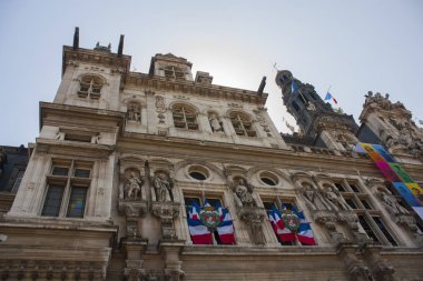 Paris ili inşa parçası