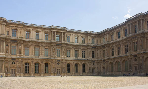 París Mayo 2017 Patio Del Museo Del Louvre París — Foto de Stock