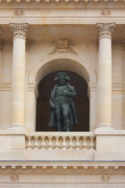 Napolyon heykel içinde Paris'te emeklilik ev (askeri müze)