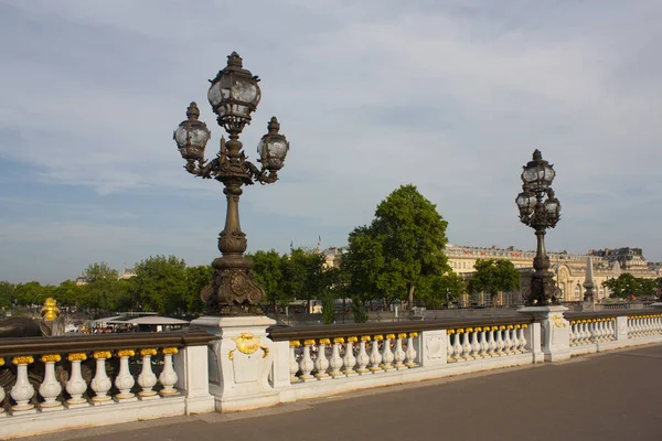 Puente Alejandro III en París — Foto de Stock