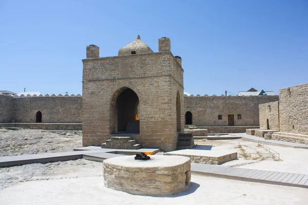 Ateshgah - Azerbaycan tapınakta yangın