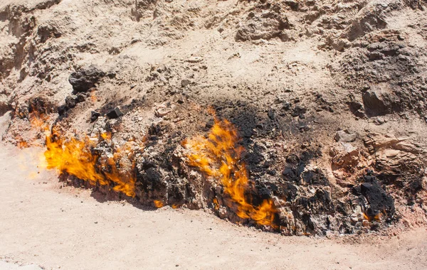 Azerbaycan, Bakü yakınlarında Yanardağ (Yanardağ)