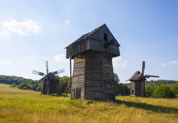 Wooden mills in Pirogovo — Stock Photo, Image