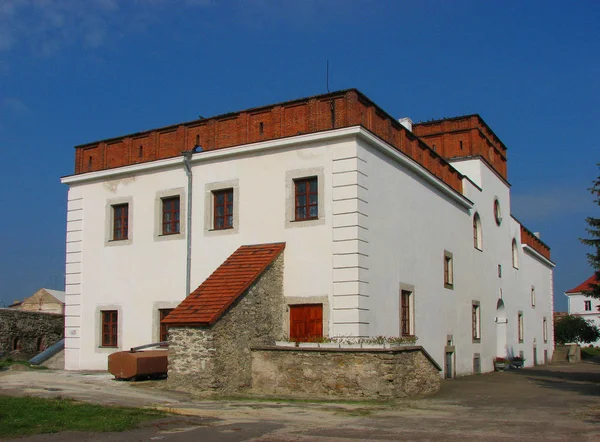 Doebna kasteel in Dubno, Oekraïne — Stockfoto