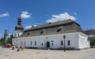 Yaratıcı Havariler Kilisesi ve Eavangelian Jonh Theologicals Mikhailovsky Zlatoverhii manastırda Kiev
