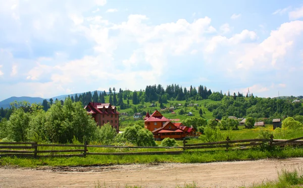 Krajobraz w Worochta, Ukraina — Zdjęcie stockowe