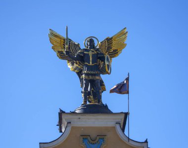 Kiev, Ukrayna kemer üzerinde Archangel Michael heykel