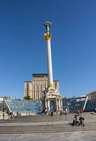 Площа Незалежності в Києві. — стокове фото