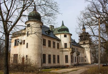 The Naryshkin-Shuvalov hunting palace in Talnoe, Ukraine clipart