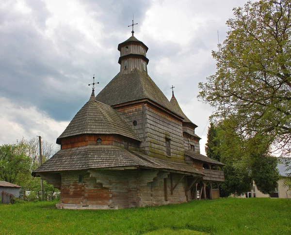 Крестовоздвиженский храм в Дрогобыче, Украина — стоковое фото