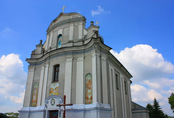 Церква в ім'я Успіння у м. Збараж, Україна — стокове фото