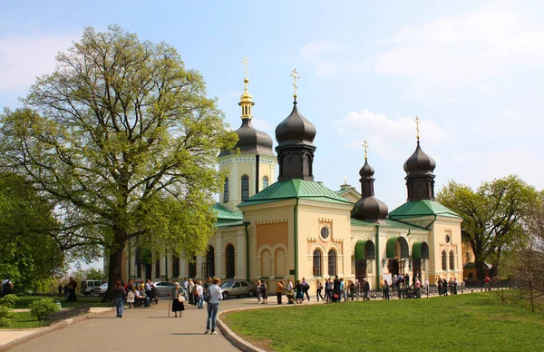 Kiev, ウクライナの Troitsky Ioninsky 修道院 — ストック写真