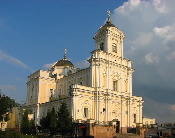 Sobór Trójcy Świętej w Łucku na Ukrainie — Zdjęcie stockowe