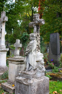 Lviv, Ukrayna Lychakiv mezarlığında antik mezar taşı (heykel)