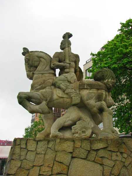 Пам'ятник князя Святослава в Києві — стокове фото