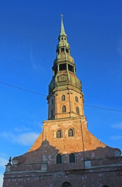 Riga, Letonya 'daki St. Peter Kilisesi.