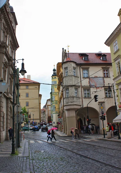 Prag - 5. Juni 2016. die Altstadt in Prag, Tschechische Republik — Stockfoto