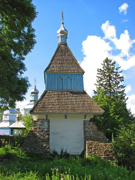 Башта дзвоника з церкви Святого Міколай в м. Вінниця, Україна — стокове фото