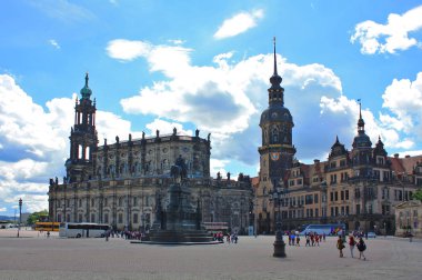 Dresden - 5 Haziran 2016. Dresden Katedrali kutsal üçlü veya hofkirche, Almanya
