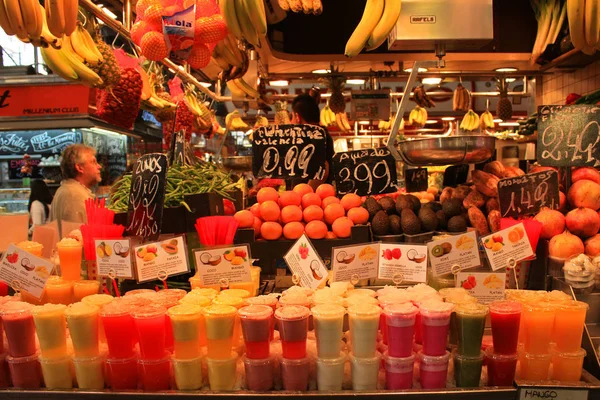 Barcelona Października 2016 Soków Owoców Warzyw Rynku Boqueria Barcelona — Zdjęcie stockowe