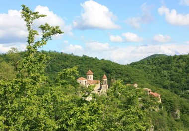Kutaisi, Imeretinsky bölge Gürcistan yakınındaki Mozameta Manastırı