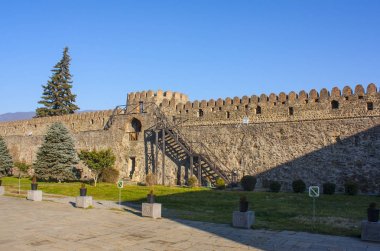 Bölge ve bina Svetitskhoveli Cathedral Mtsheta, Gürcistan civarındaki oteller