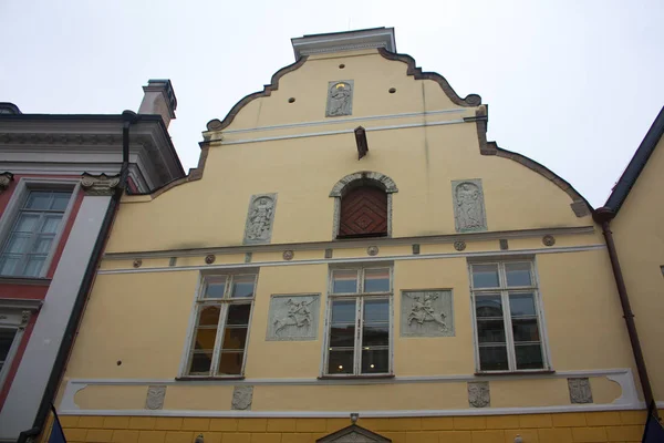 에스토니아 2018 건물의의 탈린에 여드름 — 스톡 사진