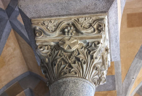 Sütun Capitol Satır Saint Andrews Katedrali Amalfi Talya — Stok fotoğraf