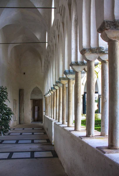 Amalfi Italy March 2018 Paradise Yard Patio Gallery Pointed Carved — Stock Photo, Image