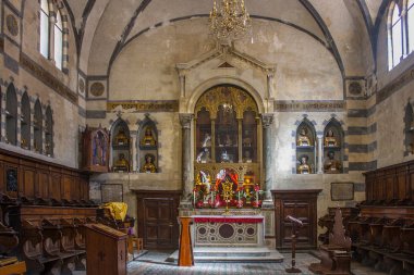 Amalfi, İtalya - 8 Mart 2018: İç in Katedrali, Saint Andrew (Duomo di San Andreas) Amalfi, İtalya