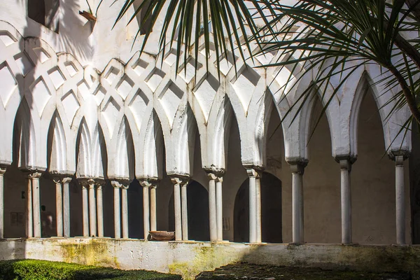 Amalfi Italy March 2018 Paradise Yard Patio Gallery Pointed Carved — Stock Photo, Image