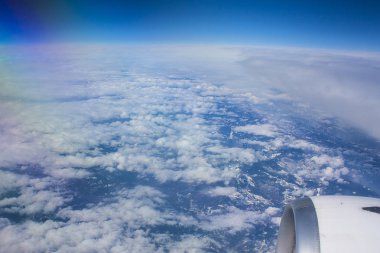 Uçak penceresinden fotoğraf