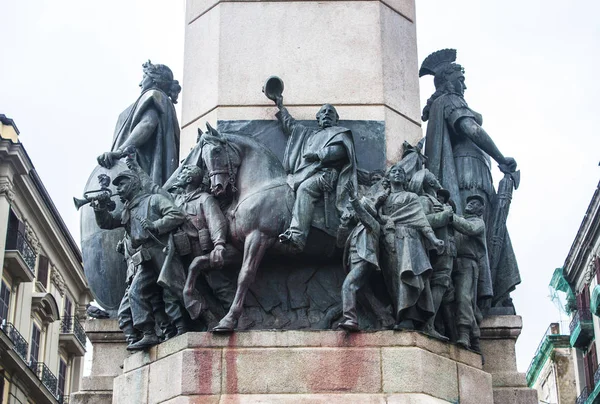 Νάπολη Ιταλία Μαρτίου 2018 Θραύσμα Του Μνημείου Giuseppe Garibaldi Τετράγωνο — Φωτογραφία Αρχείου