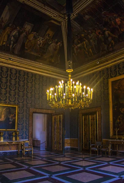 나폴리 이탈리아의 Palazzo Reale의 나폴리 이탈리아 2018 인테리어 — 스톡 사진