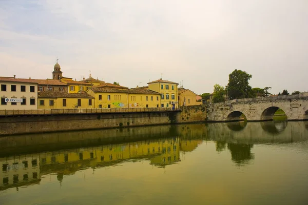 Historische Römische Tiberiusbrücke Über Den Fluss Marecchia Rimini Italien — Stockfoto