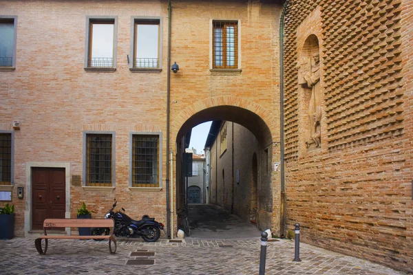 Αρχιτεκτονική Της Παλιάς Πόλης Του Ρίμινι Ιταλία — Φωτογραφία Αρχείου