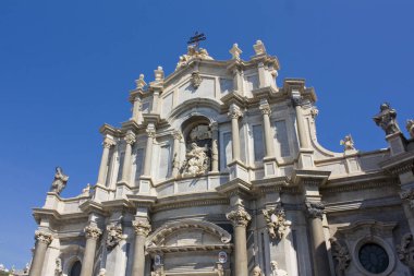 Catania, İtalya, Sicilya 'daki Piazza Duomo' daki Aziz Agatha Katedrali (veya Duomo)