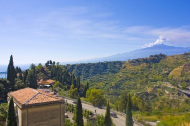 Taormina, Sicilya, İtalya 'dan Etna Volkanı ile Panorama