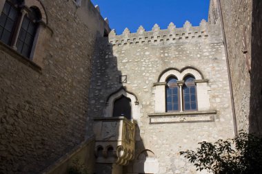 Taormina, Sicilya, İtalya 'daki Palazzo Corvaja Verandası