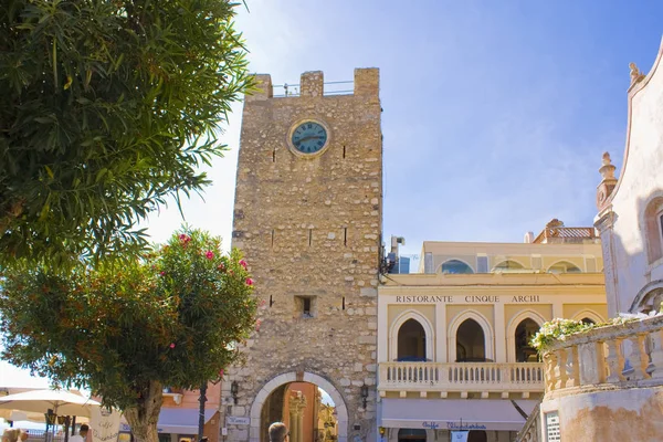 Clock Tower Aprile Square Taormina Sicily Italy — Stock Photo, Image