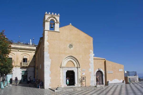 Taormina Italia Septiembre 2019 Estacada Sant Agostino Plaza Aprile Taormina — Foto de Stock