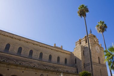 İtalya, Sicilya, Monreale Katedrali 'nin çan kulesi