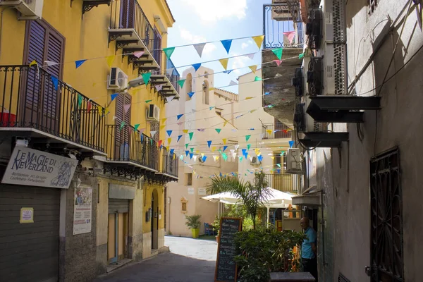 Monreale Italia Octubre 2019 Calle Estrecha Del Casco Antiguo Monreale — Foto de Stock